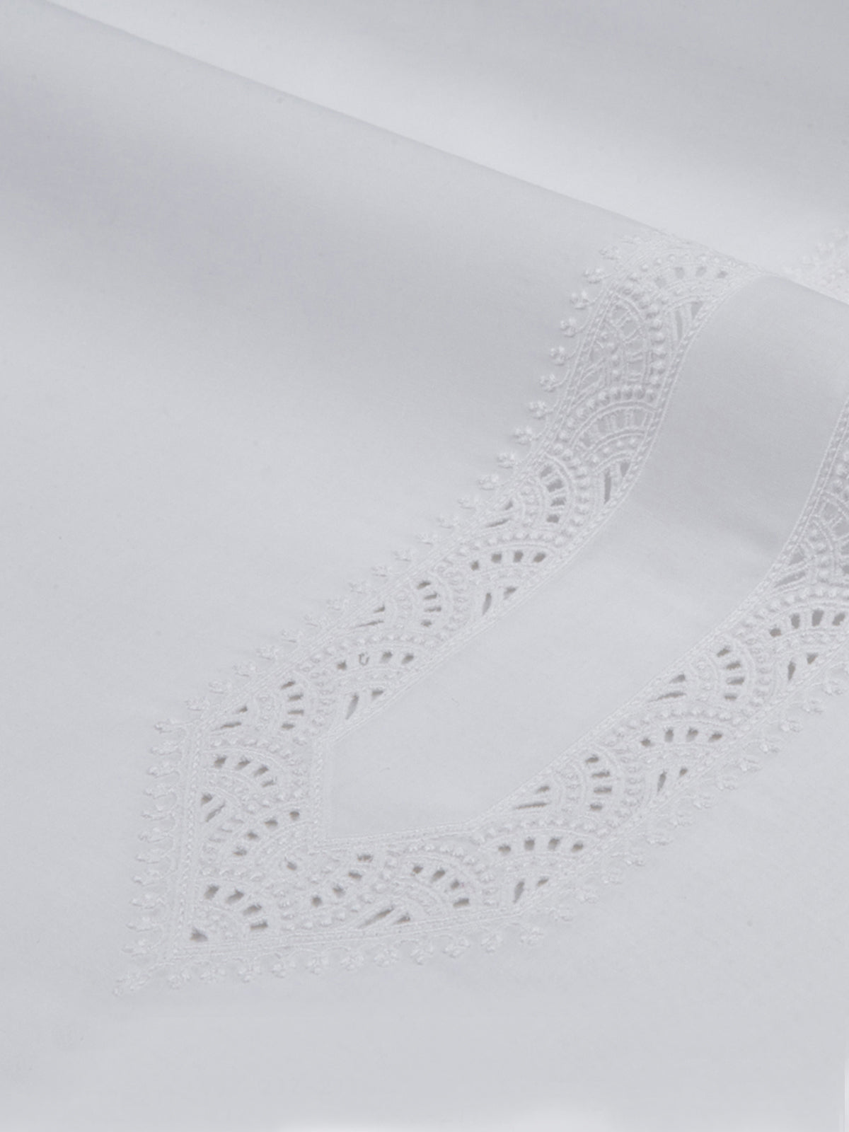 SUMMER EMBROIDERED DREAM