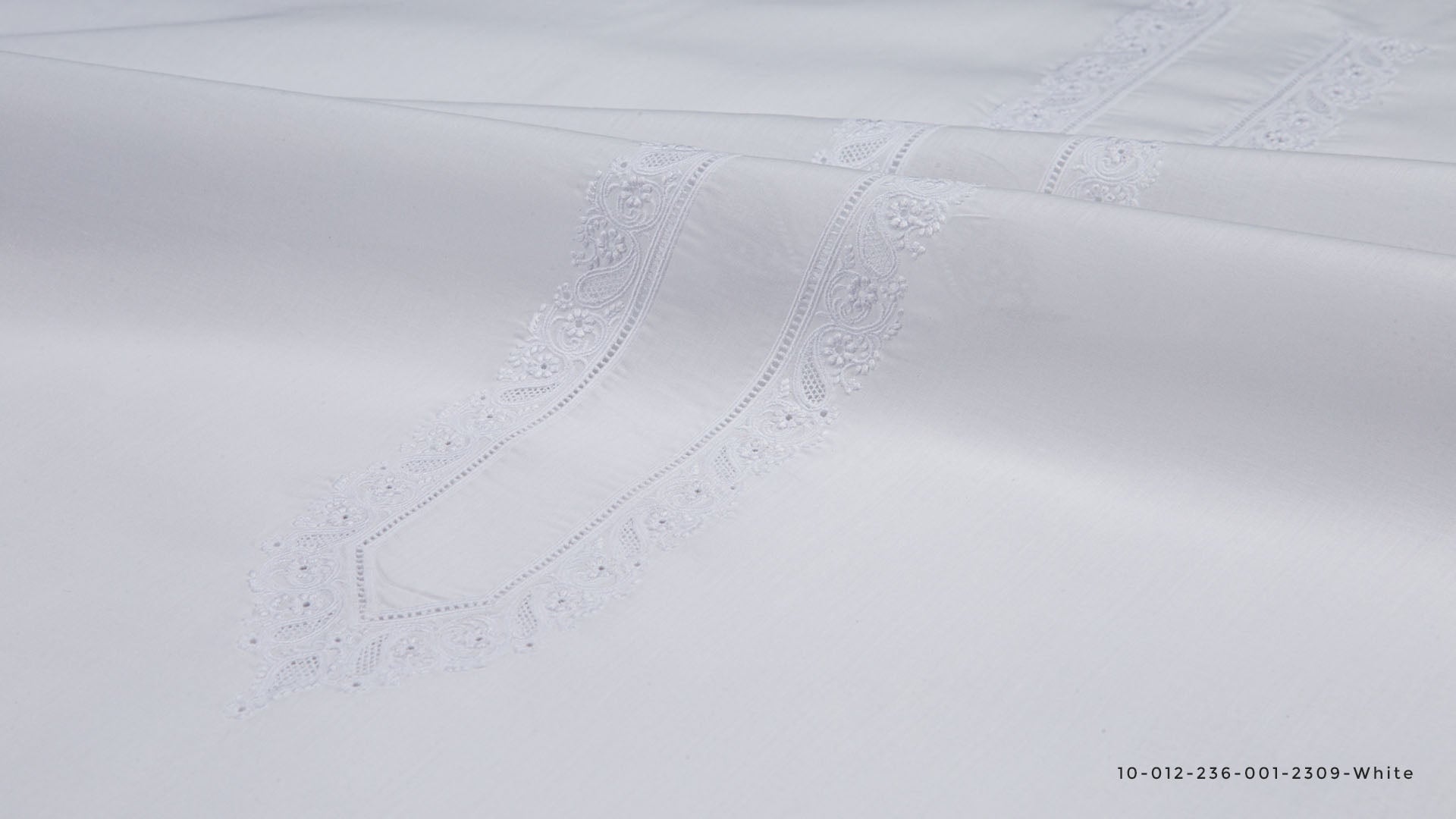 SUMMER EMBROIDERED DREAM