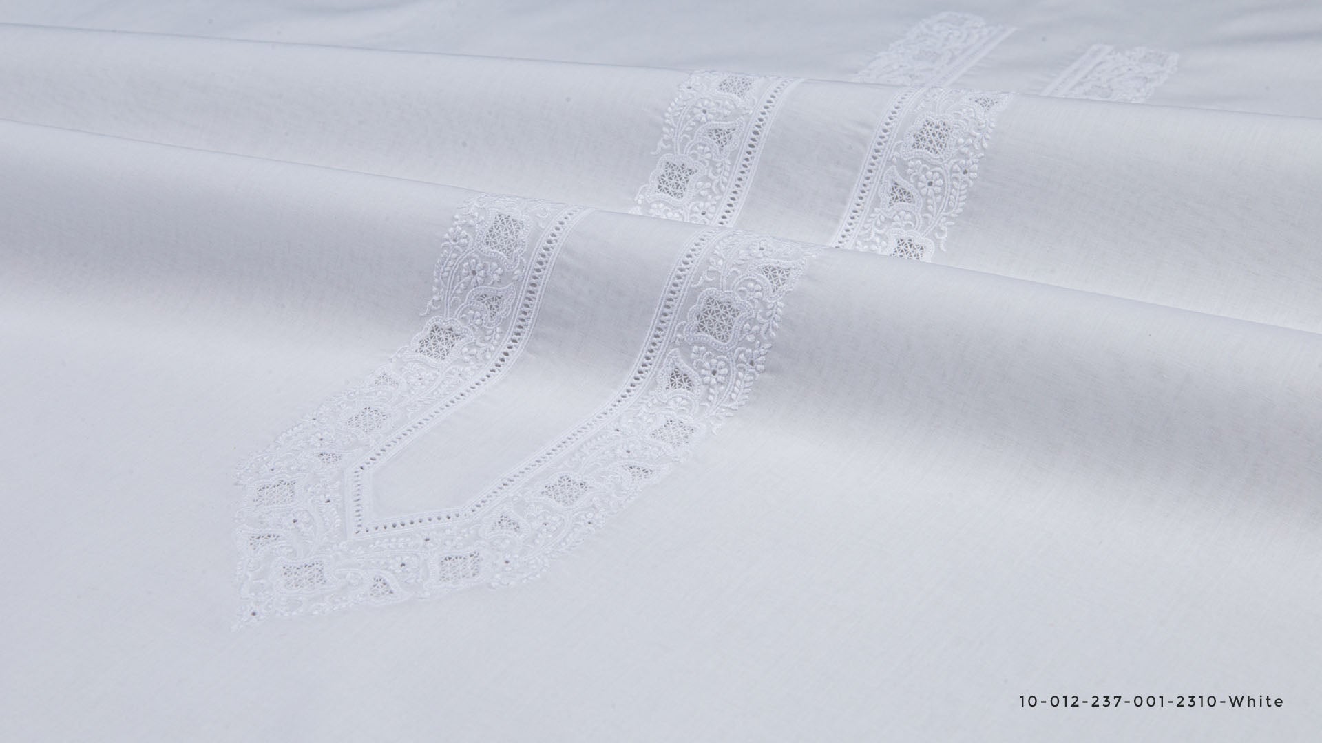 SUMMER EMBROIDERED DREAM