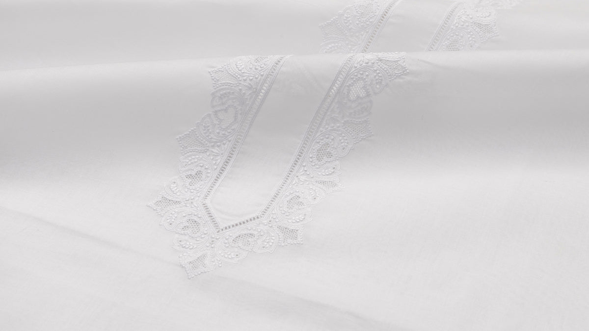 SUMMER EMBROIDERED DREAM