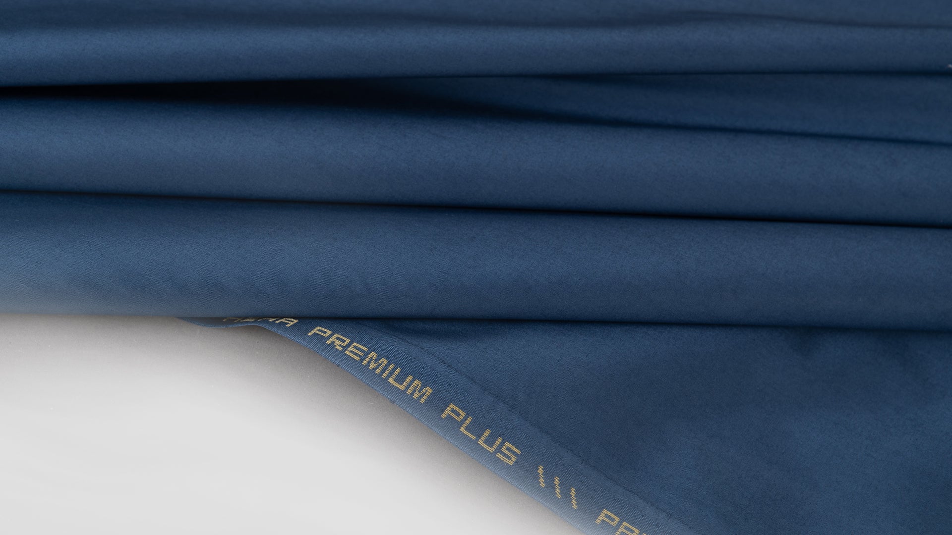 PREMIUM PLUS
