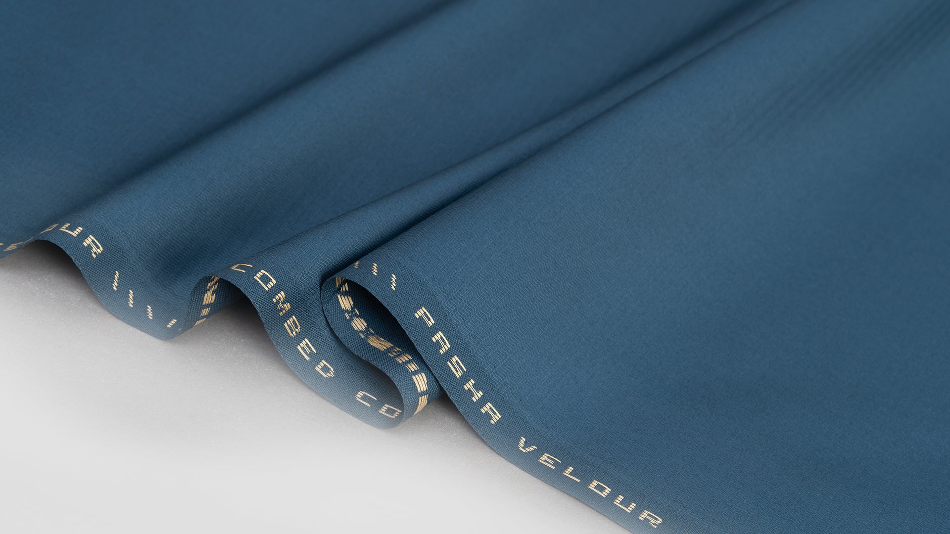 VELOUR