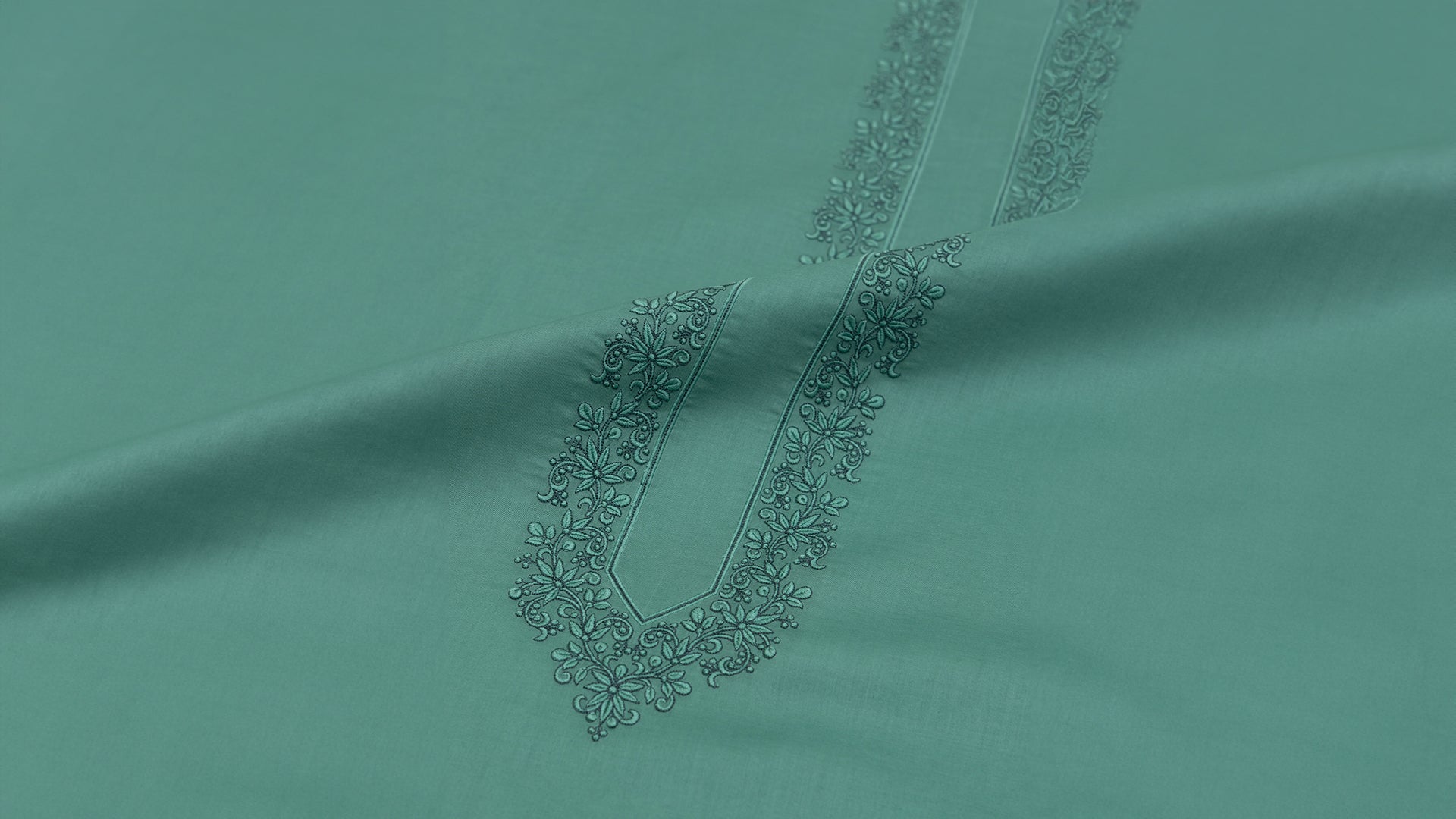 COLOURED EMBROIDERED DREAM