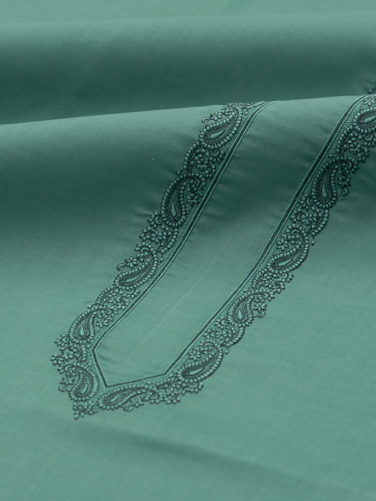 COLOURED EMBROIDERED DREAM