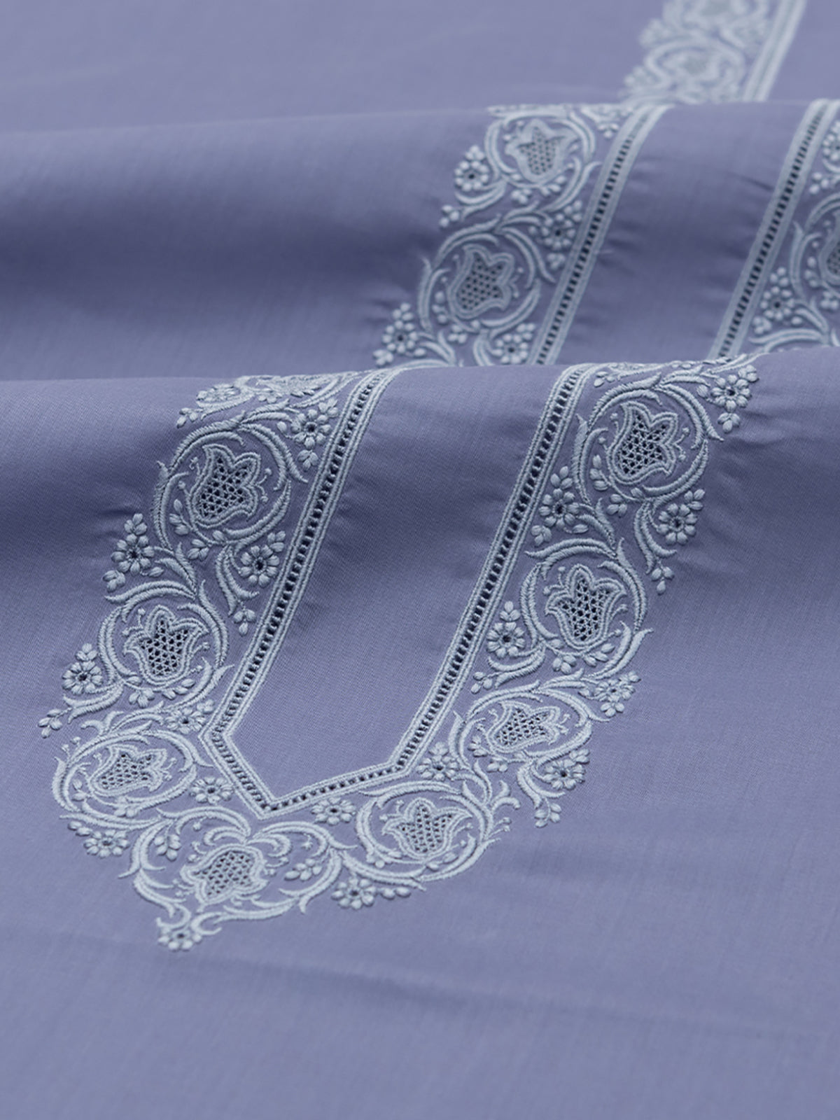 COLOURED EMBROIDERED DREAM