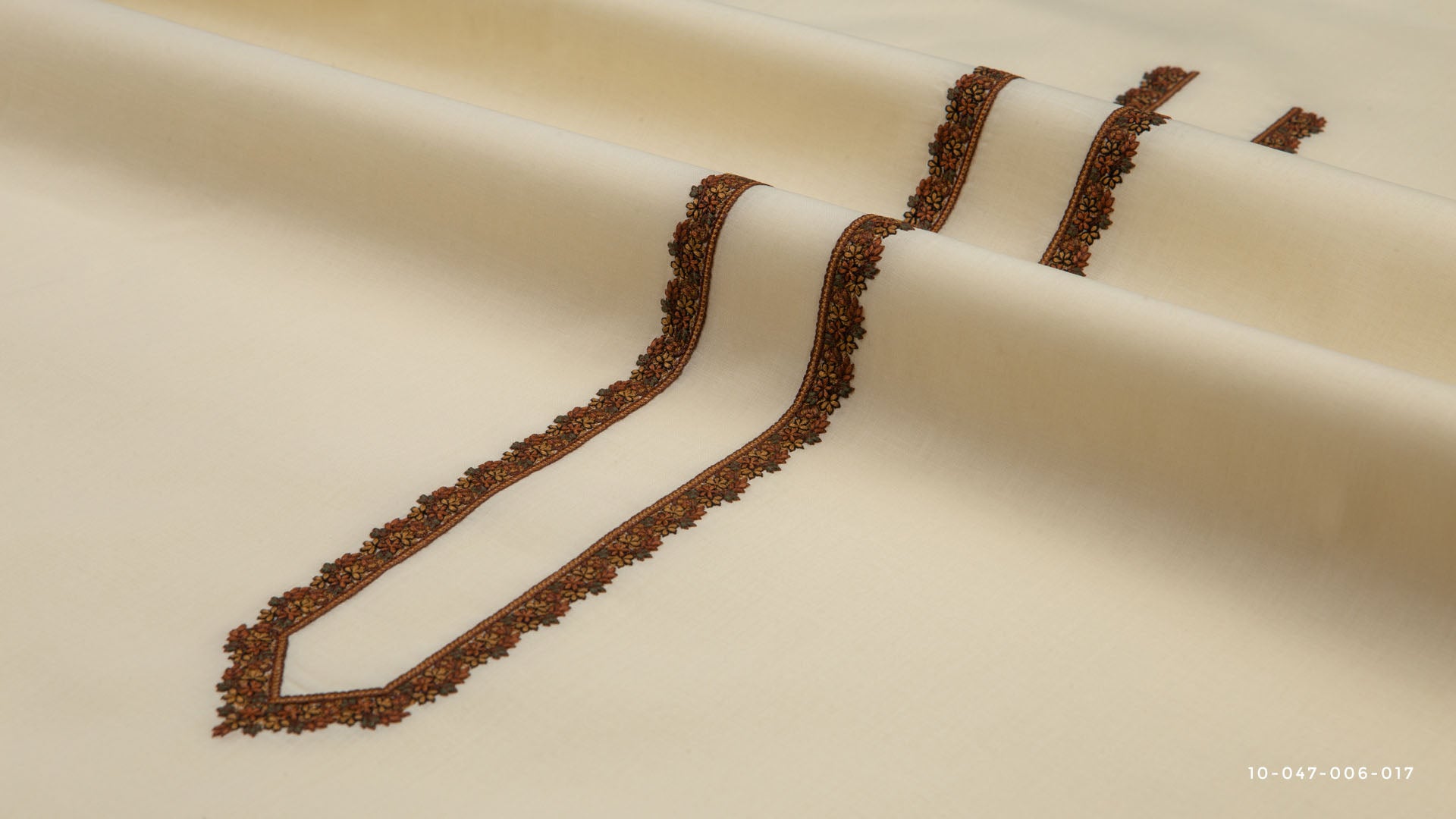 EMBROIDERED DREAM - KASHMIRI STITCH