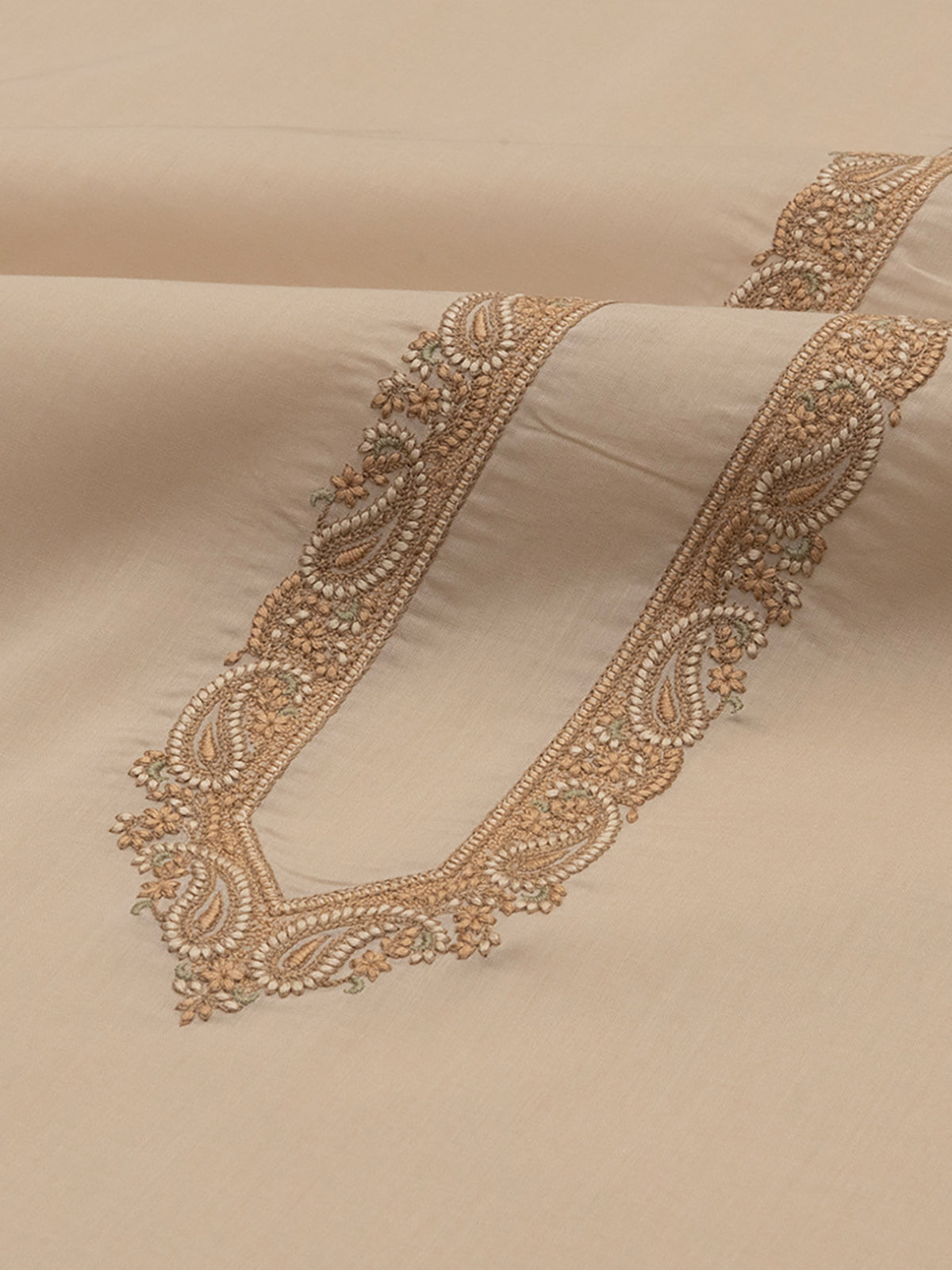 EMBROIDERED DREAM - KASHMIRI STITCH