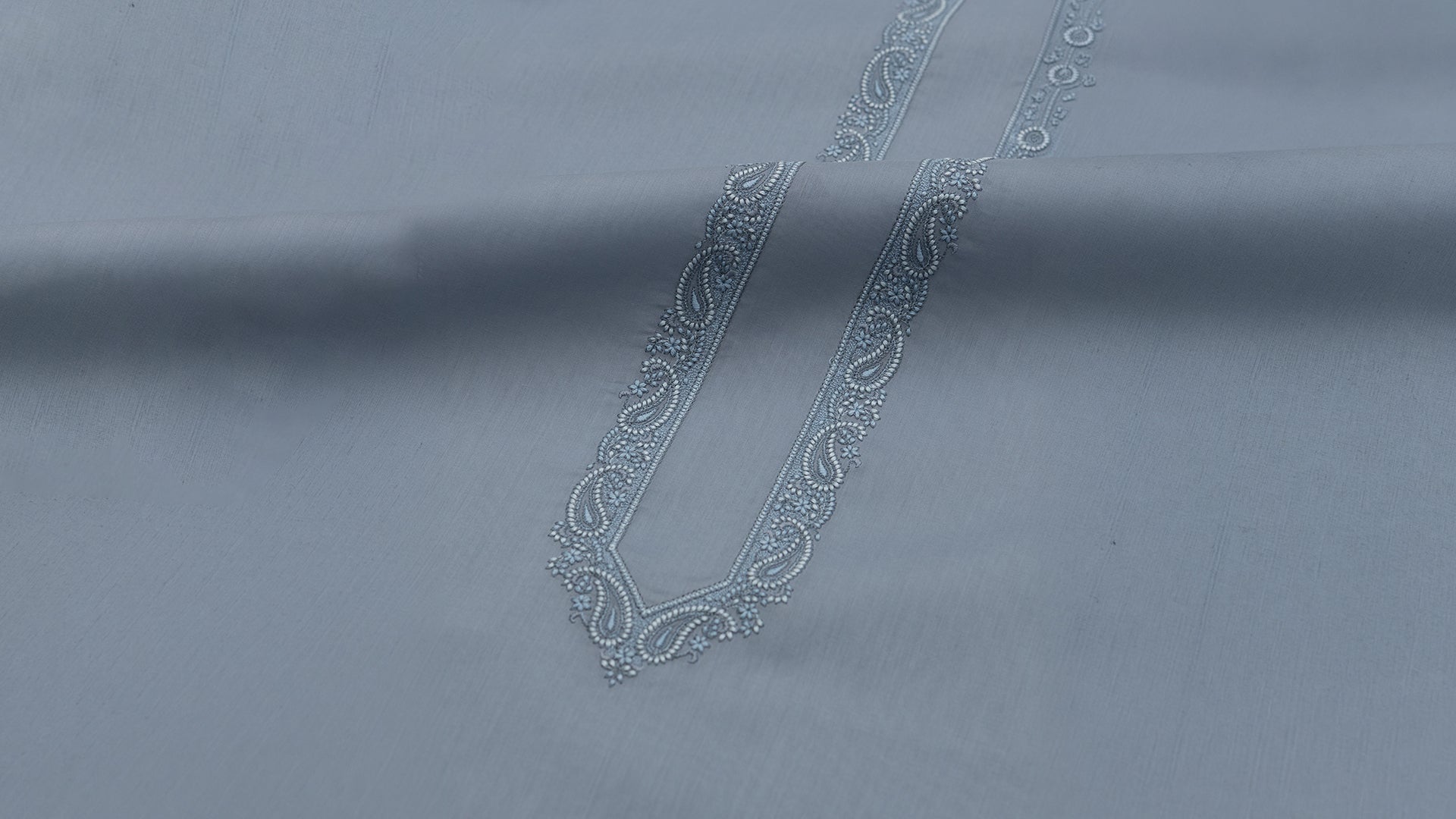 EMBROIDERED DREAM - KASHMIRI STITCH