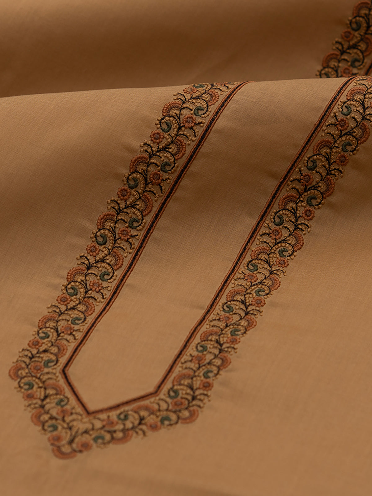 EMBROIDERED DREAM - KASHMIRI STITCH