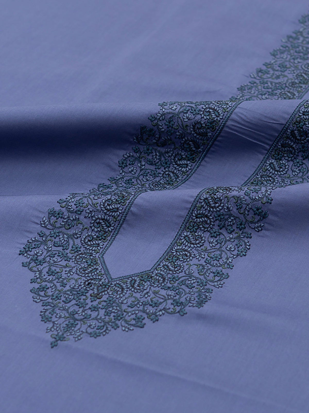 EMBROIDERED DREAM - KASHMIRI STITCH