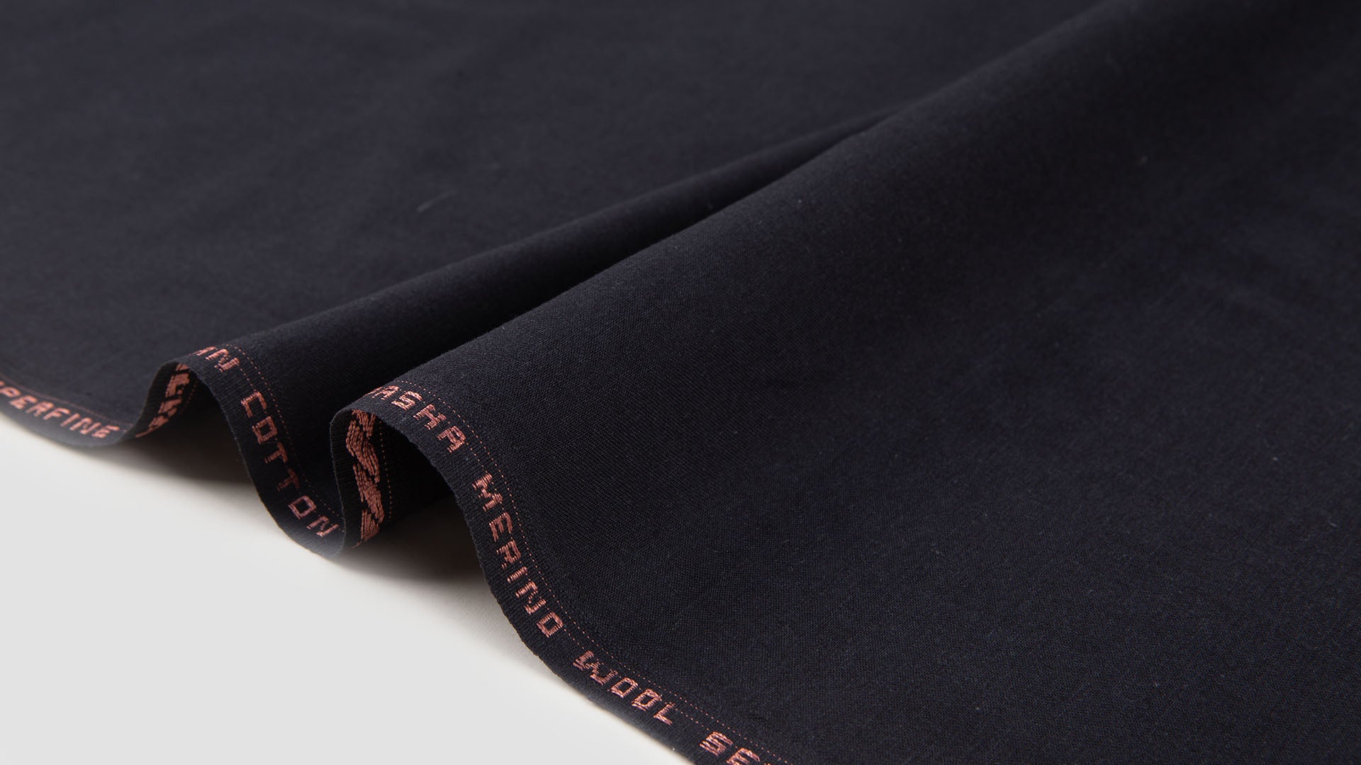 AUSTRALIAN MERINO WOOLCOT