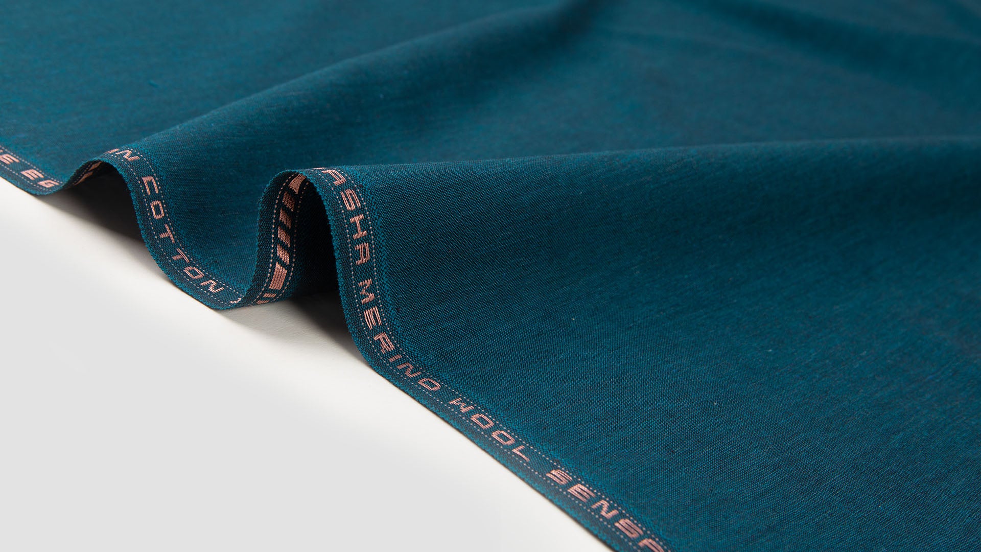 AUSTRALIAN MERINO WOOLCOT